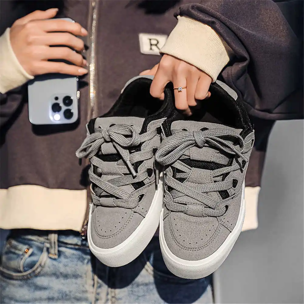 Office Tech Setup - Chaussures d'école Hiphop avec laçage pour